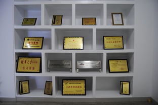 江西主流媒體工廠行走進景新漆業(yè) 探秘漆業(yè)創(chuàng)新與綠色發(fā)展之路